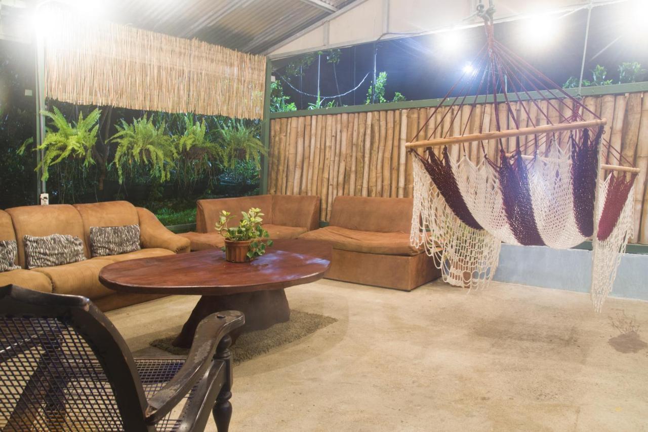 Cacao Lodge And Tours La Fortuna Bagian luar foto
